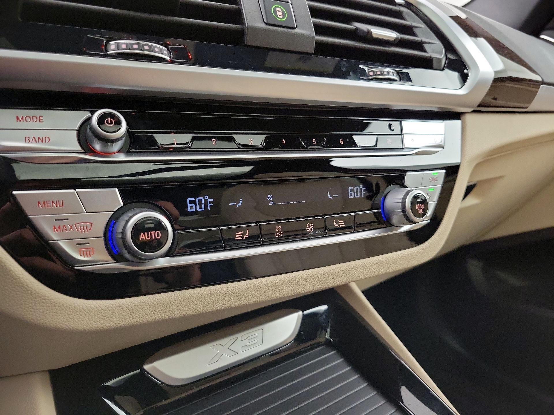 Thumbnail: 2021 BMW X3 - 17