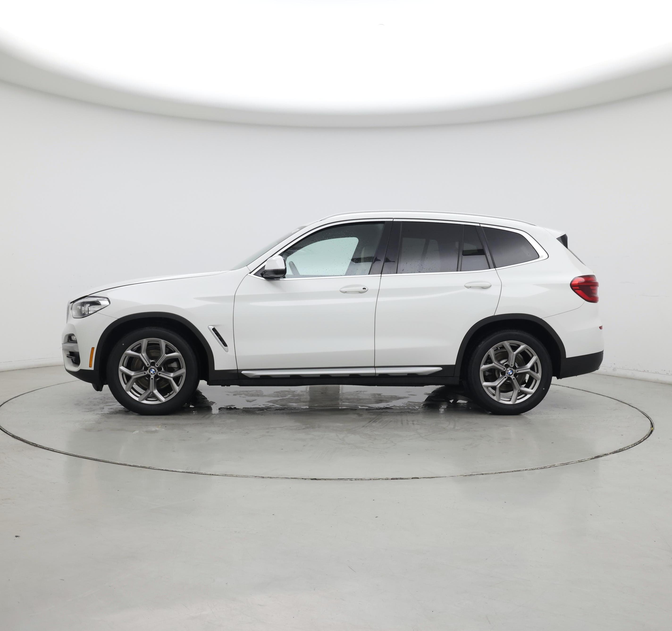 Thumbnail: 2021 BMW X3 - 3