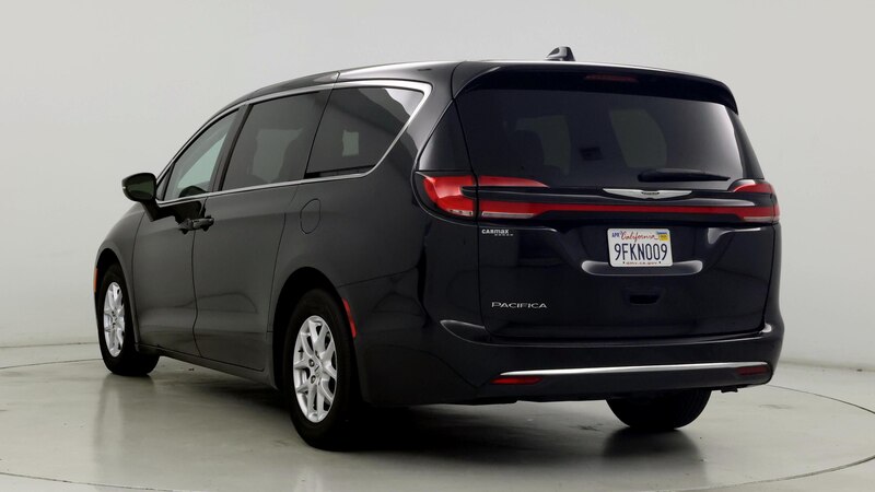 2023 Chrysler Pacifica Touring L 2