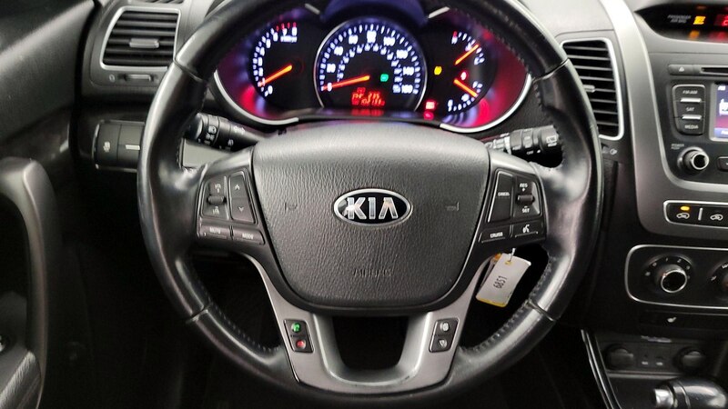 2014 Kia Sorento LX 10