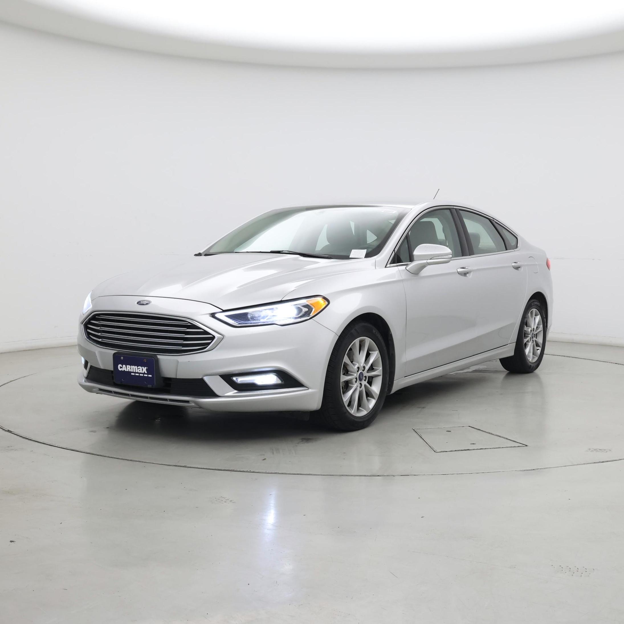 Thumbnail: 2017 Ford Fusion - 4