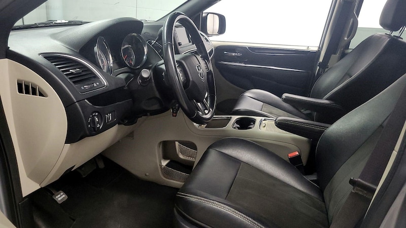 2019 Dodge Grand Caravan SXT 9