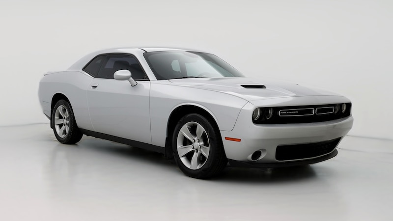 2019 Dodge Challenger SXT Hero Image