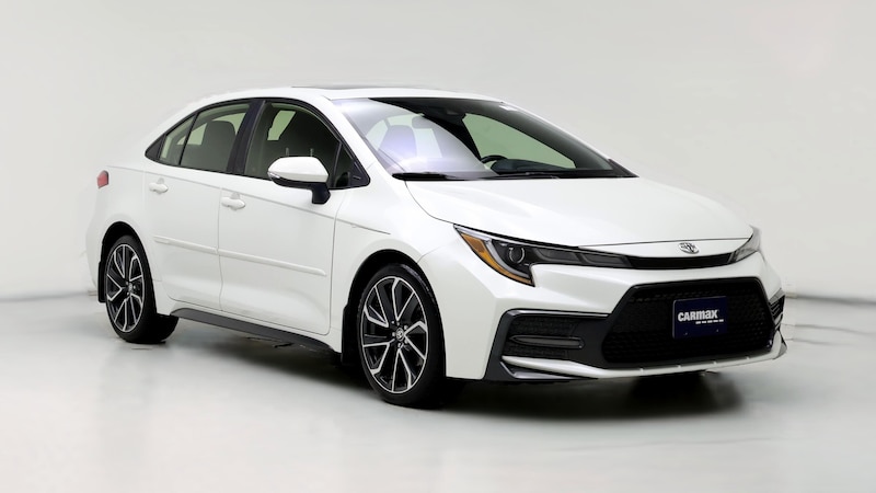 2020 Toyota Corolla SE Hero Image