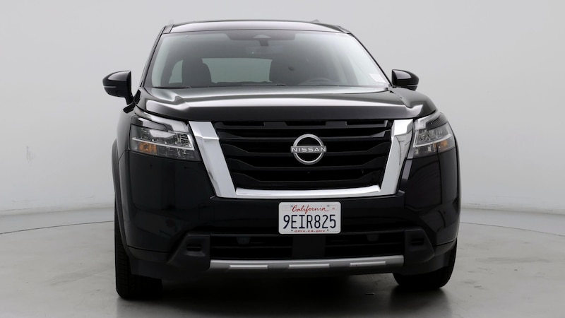 2023 Nissan Pathfinder SL 5