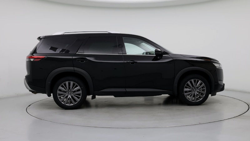 2023 Nissan Pathfinder SL 7