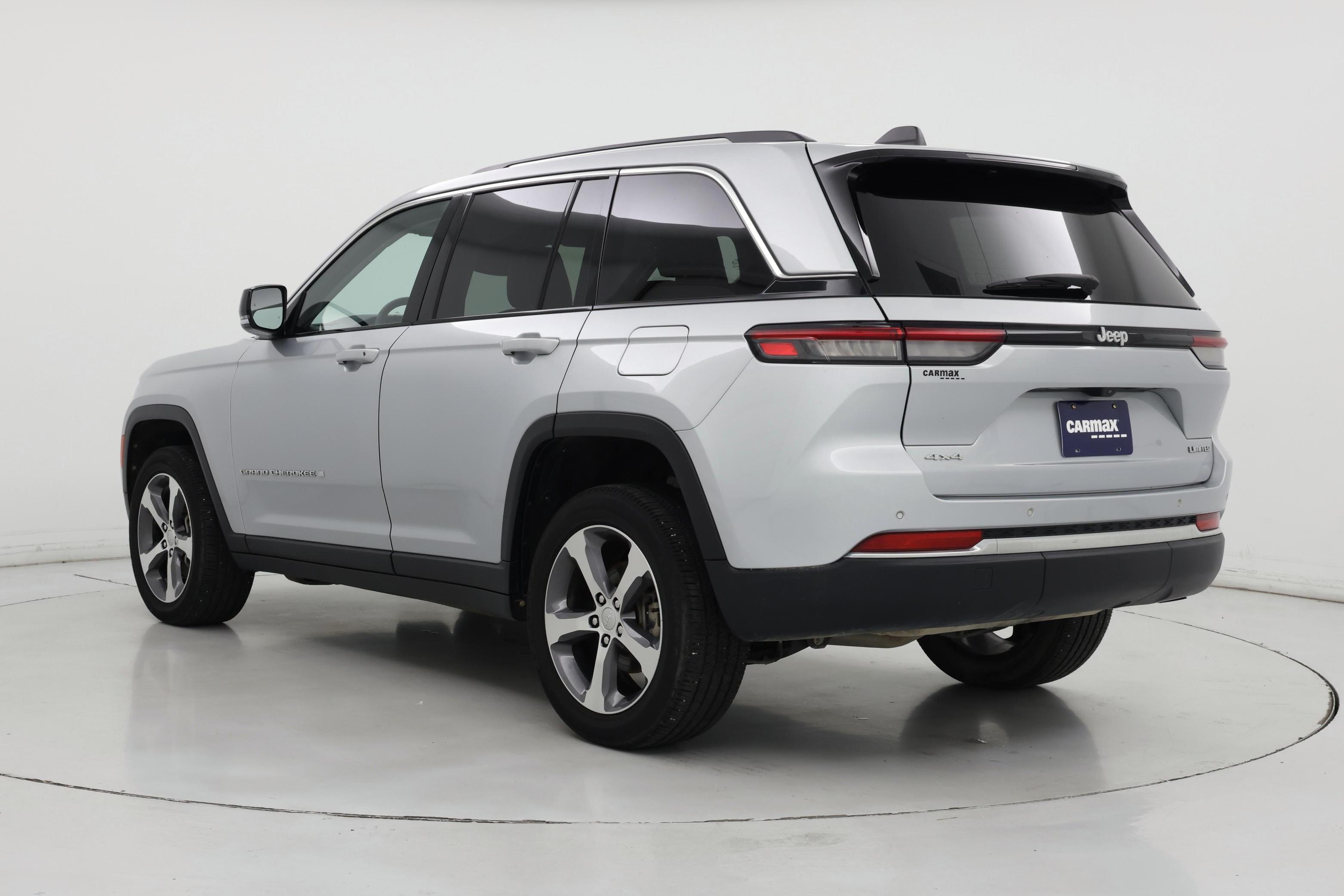 Thumbnail: 2023 Jeep Grand Cherokee - 2