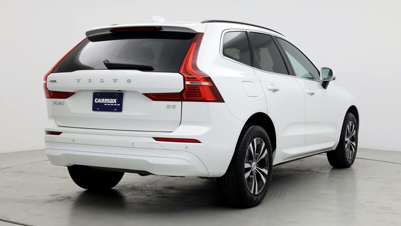 2023 Volvo XC60 B5 Core 8