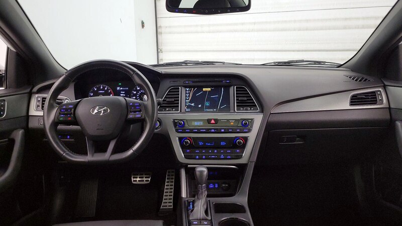 2015 Hyundai Sonata Limited 9