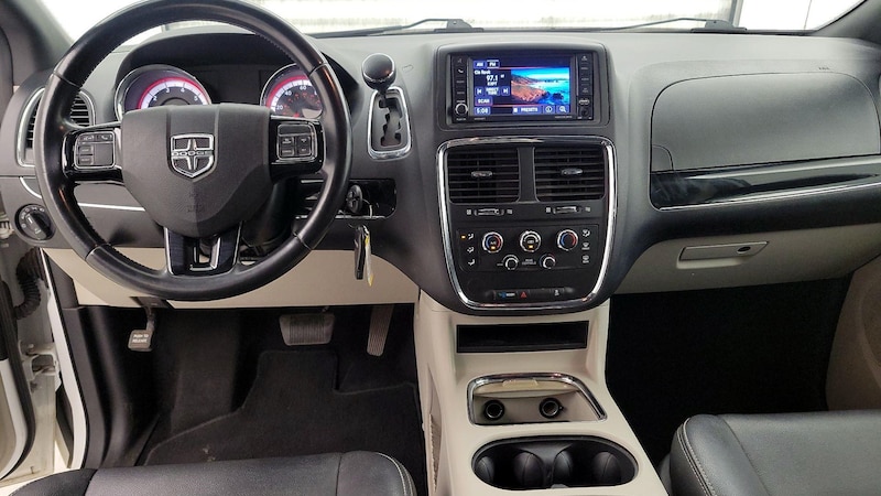 2019 Dodge Grand Caravan SXT 9