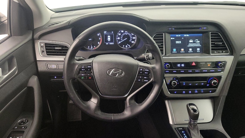 2017 Hyundai Sonata Sport 10