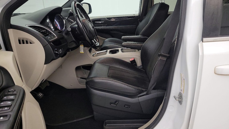 2019 Dodge Grand Caravan SXT 11