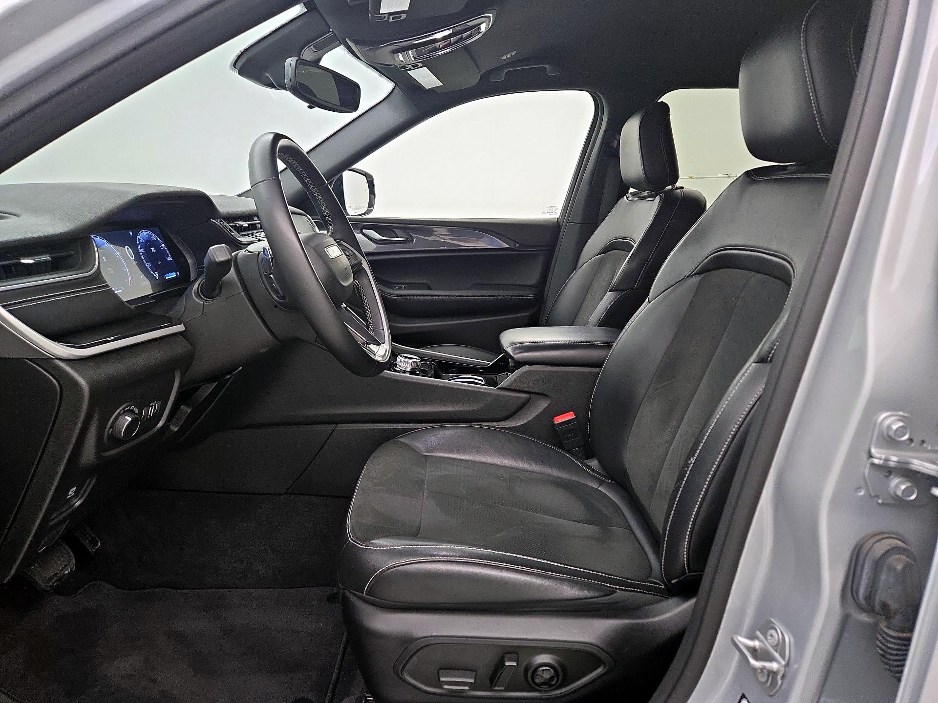 Thumbnail: 2021 Jeep Grand Cherokee L - 11
