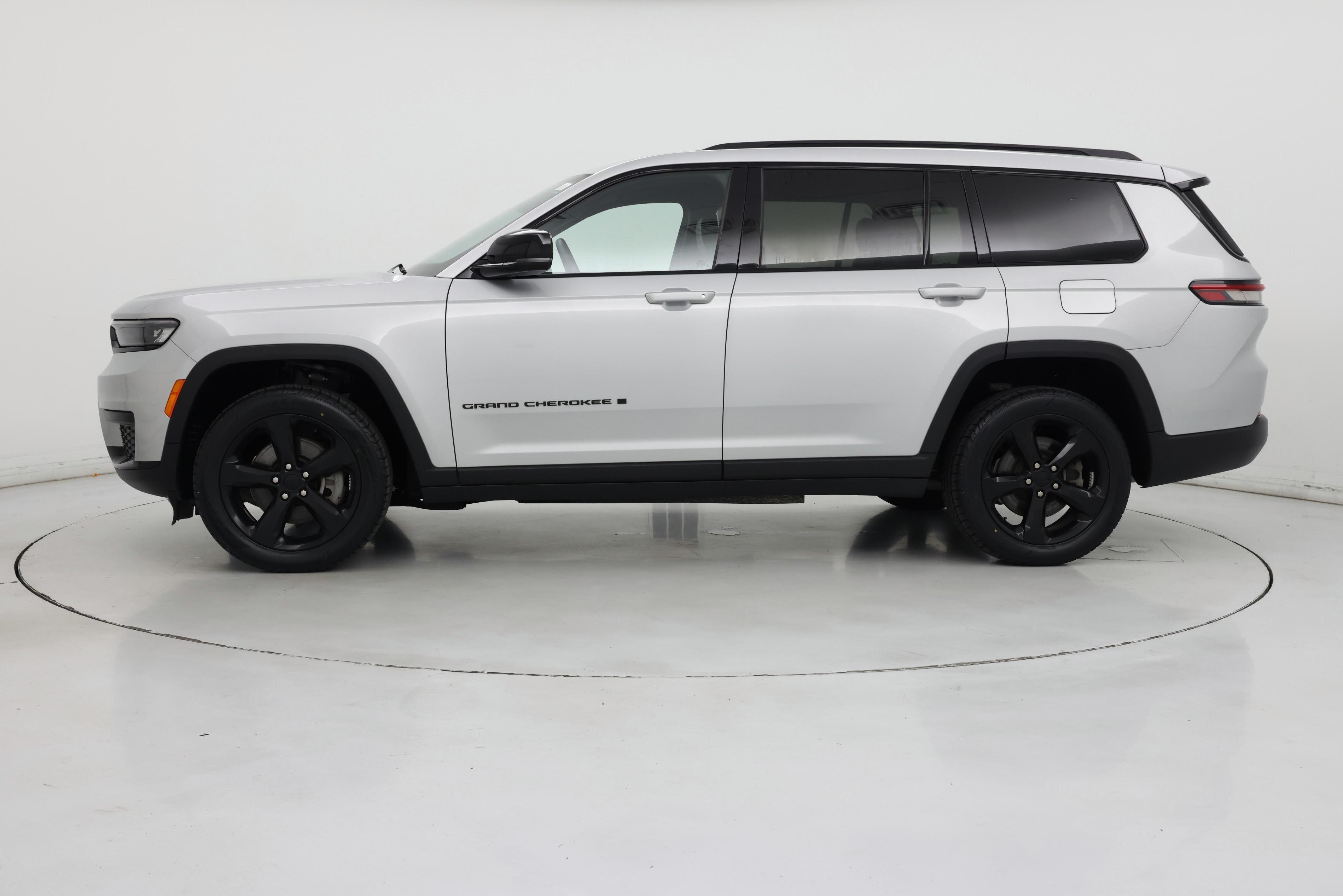 Thumbnail: 2021 Jeep Grand Cherokee L - 3