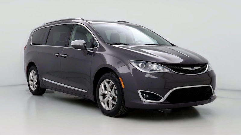 2019 Chrysler Pacifica Limited Hero Image