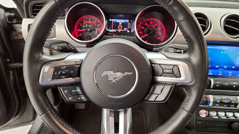 2022 Ford Mustang  10