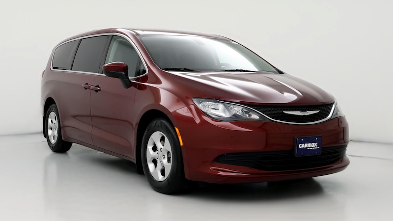 2017 Chrysler Pacifica LX Hero Image