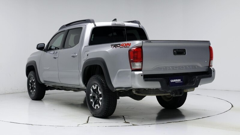 2017 Toyota Tacoma TRD Off-Road 2