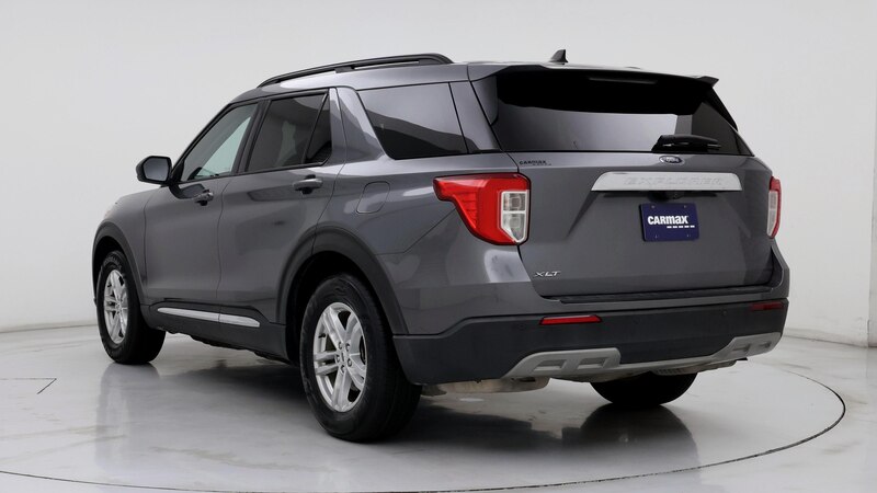 2021 Ford Explorer XLT 2