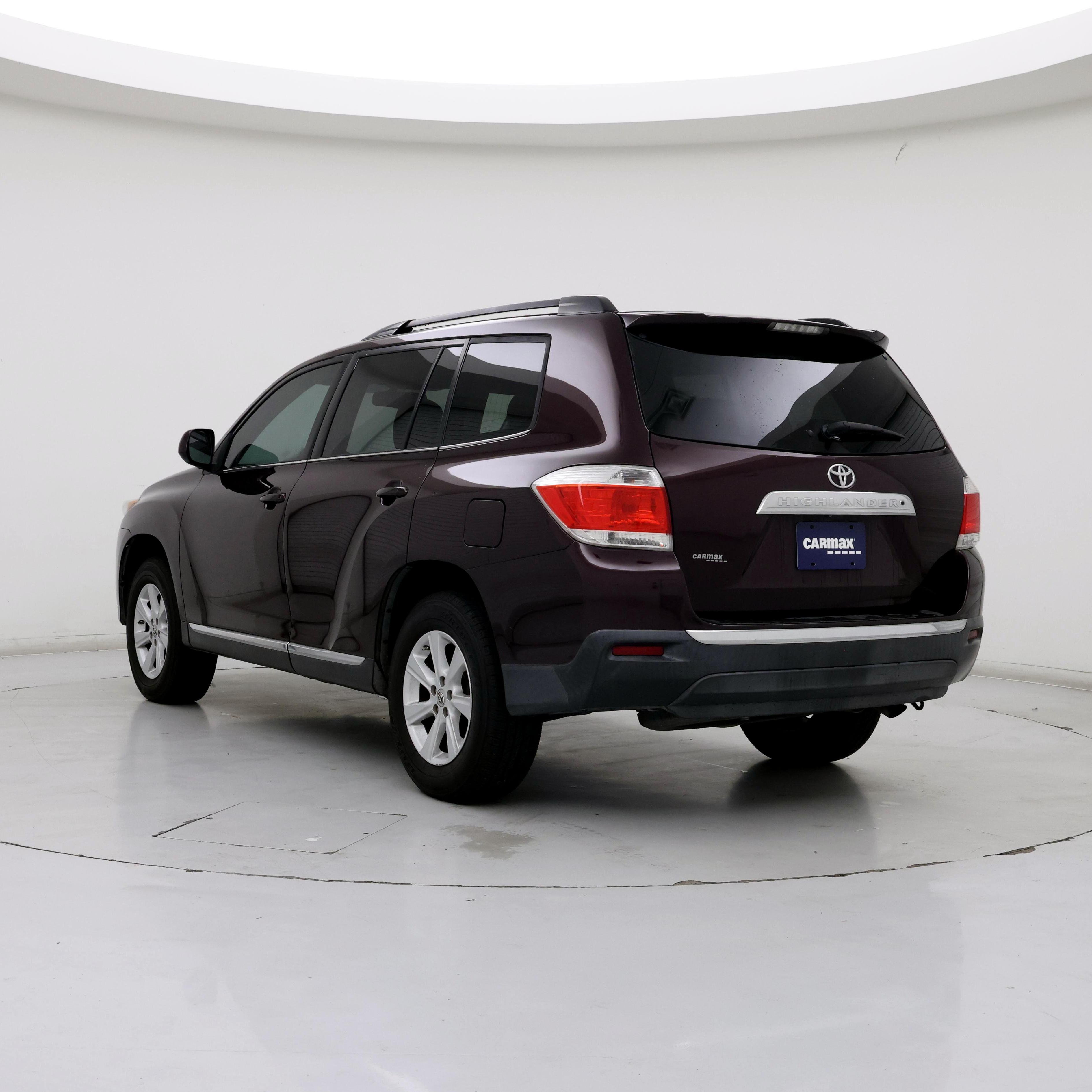 Thumbnail: 2013 Toyota Highlander - 2