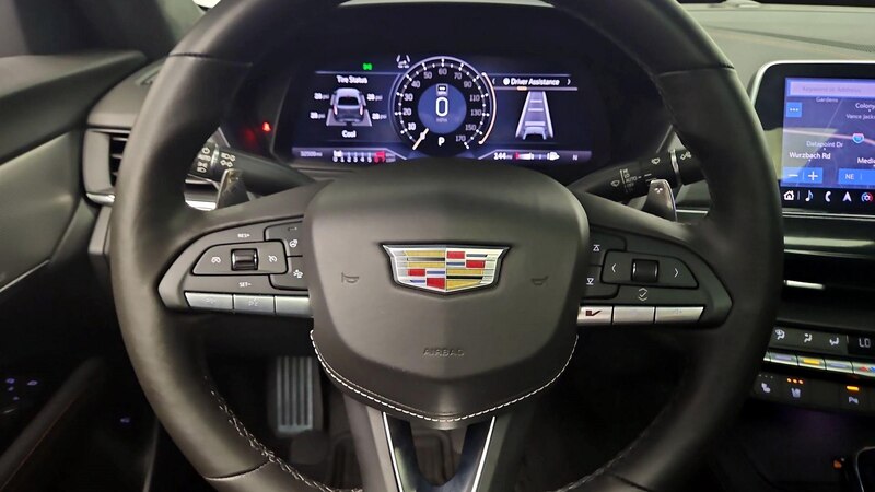 2022 Cadillac CT4 V 10