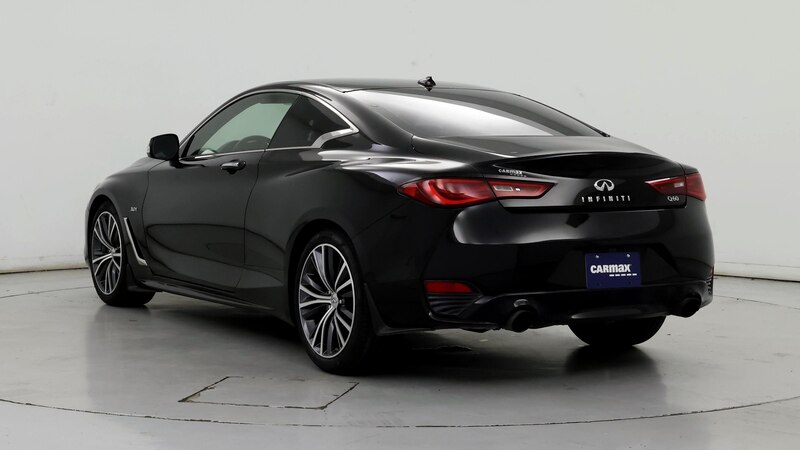 2019 INFINITI Q60 Luxe 2