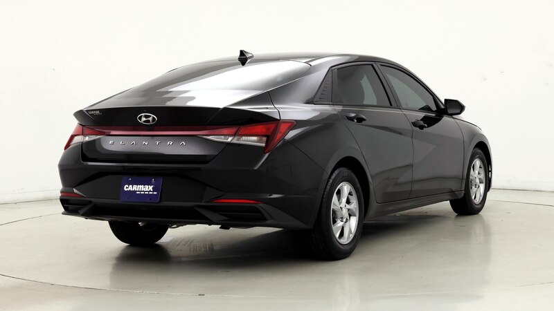 2021 Hyundai Elantra SE 8