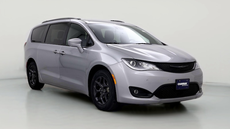 2020 Chrysler Pacifica Touring L Hero Image