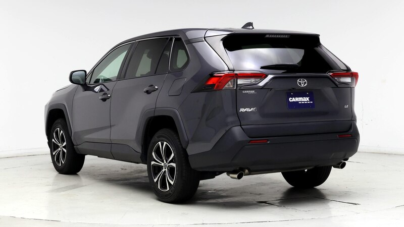 2022 Toyota RAV4 LE 2