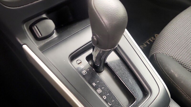 2019 Nissan Sentra S 17