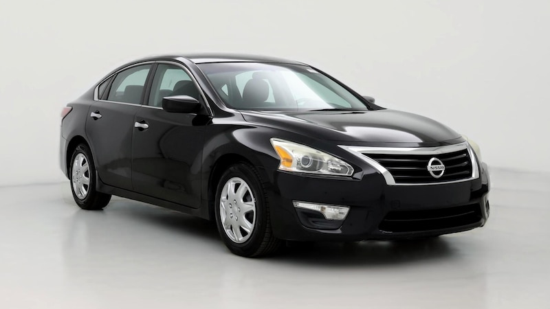 2015 Nissan Altima S Hero Image