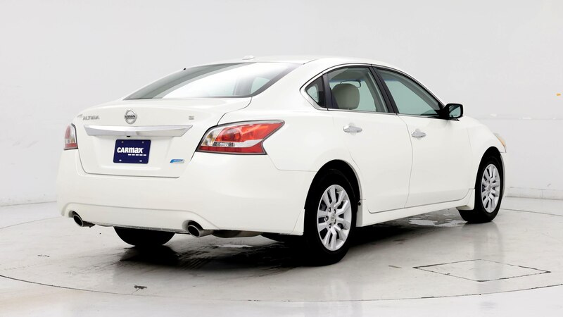 2014 Nissan Altima S 8