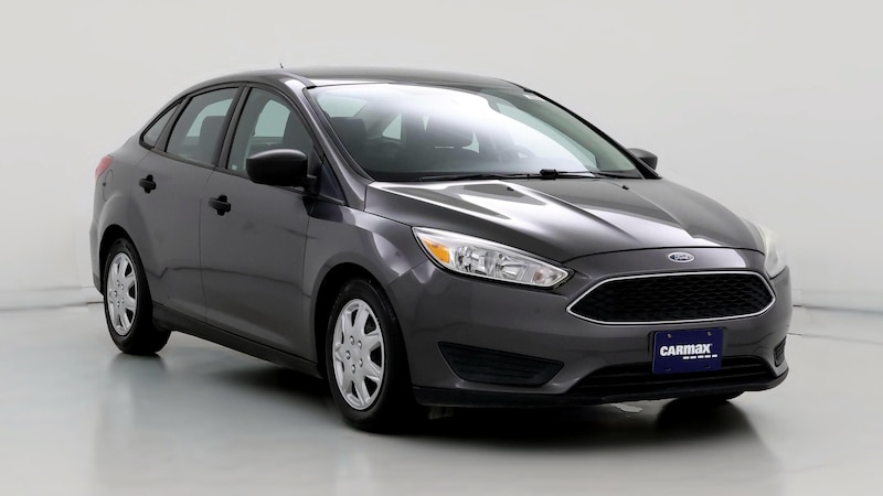 2016 Ford Focus S Hero Image