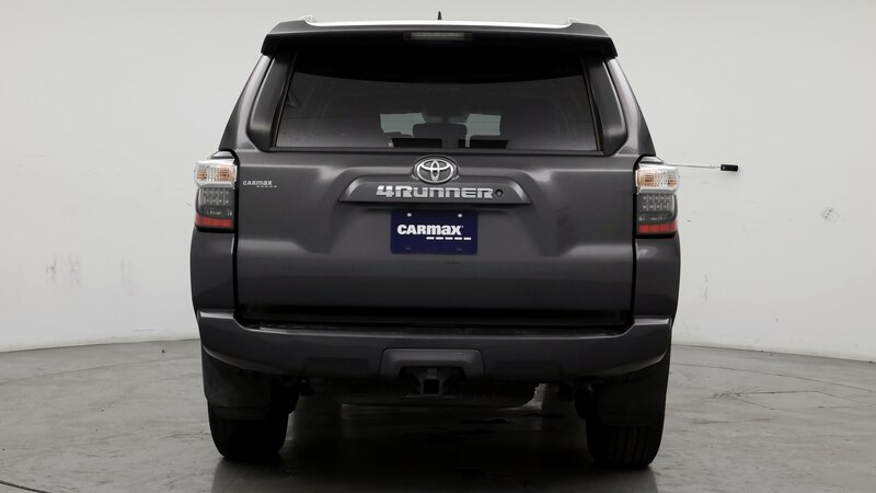 2016 Toyota 4Runner SR5 6