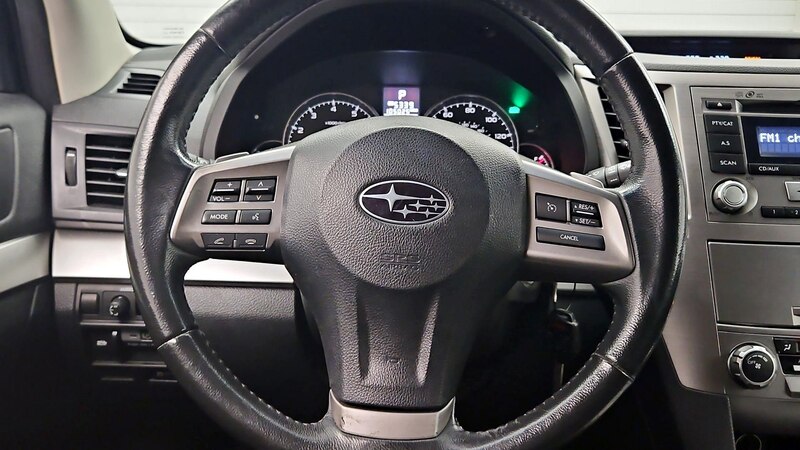 2013 Subaru Outback Premium 10