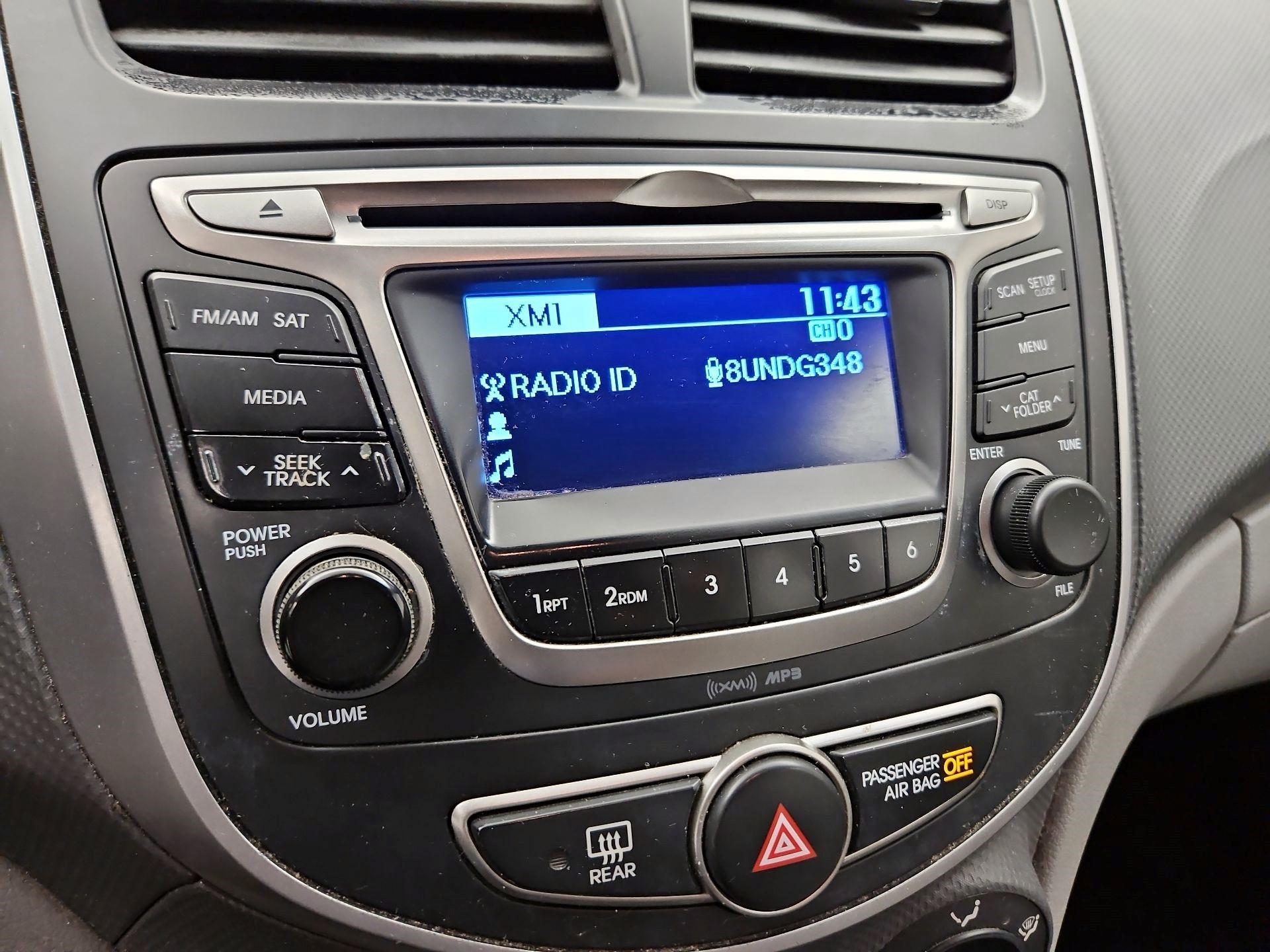 Thumbnail: 2016 Hyundai Accent - 14
