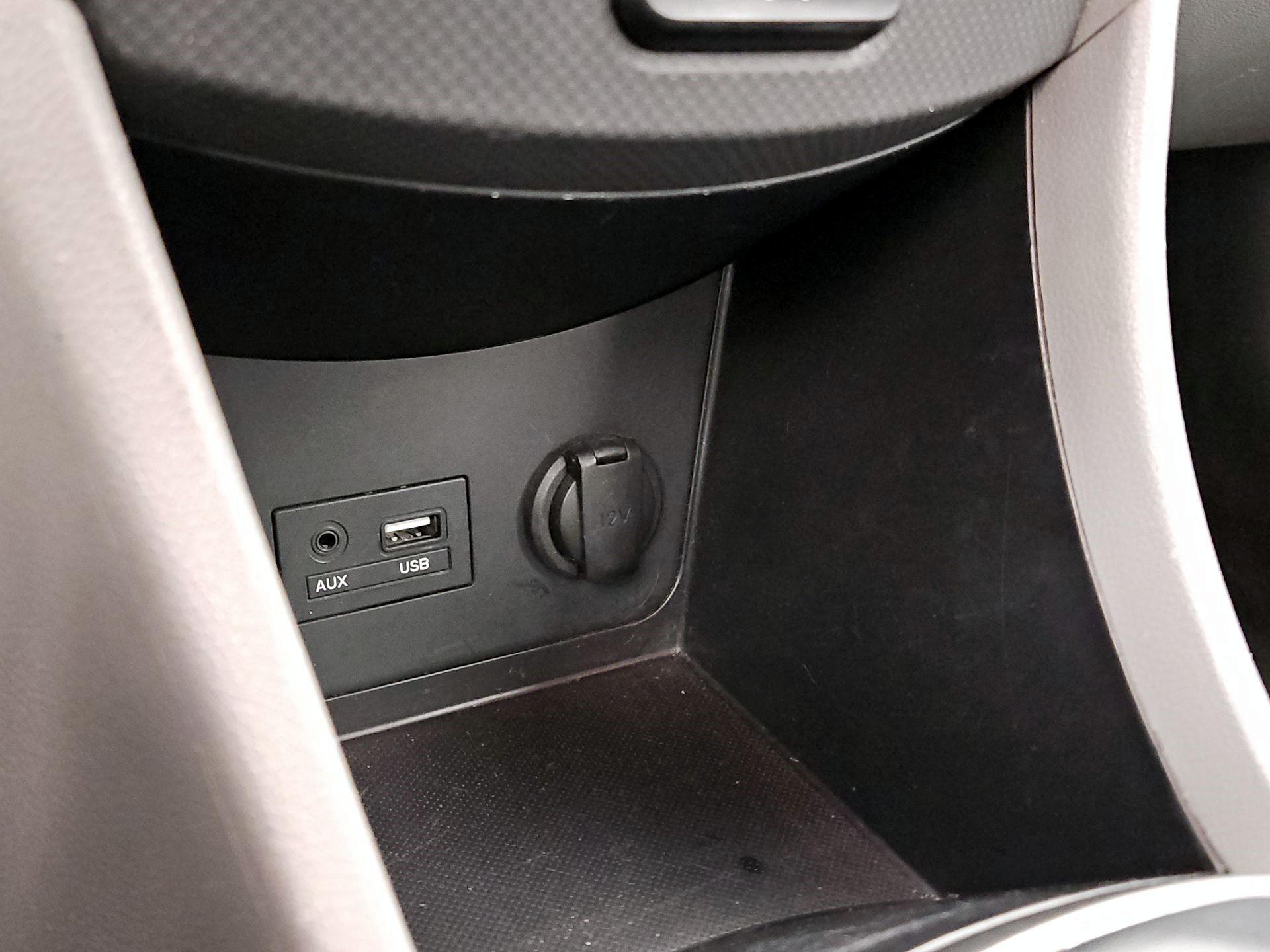 Thumbnail: 2016 Hyundai Accent - 17