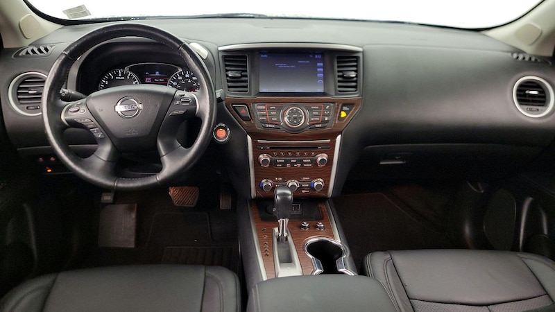 2018 Nissan Pathfinder Platinum 9