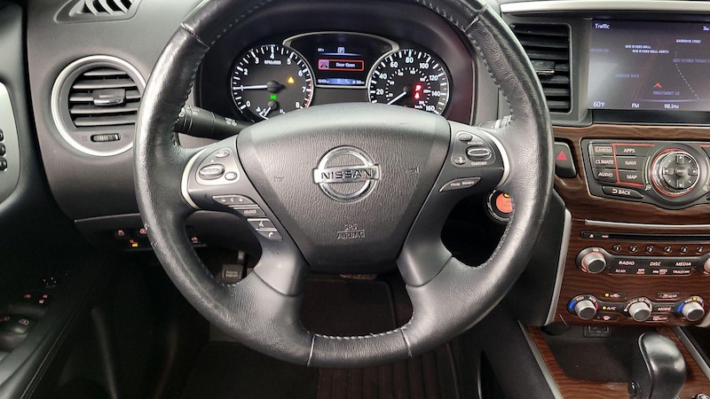 2018 Nissan Pathfinder Platinum 10