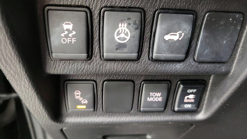 2018 Nissan Pathfinder Platinum 13