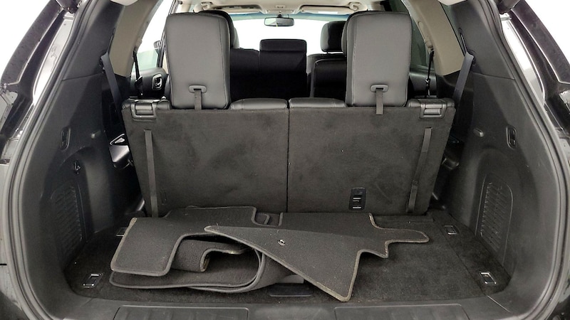 2018 Nissan Pathfinder Platinum 23