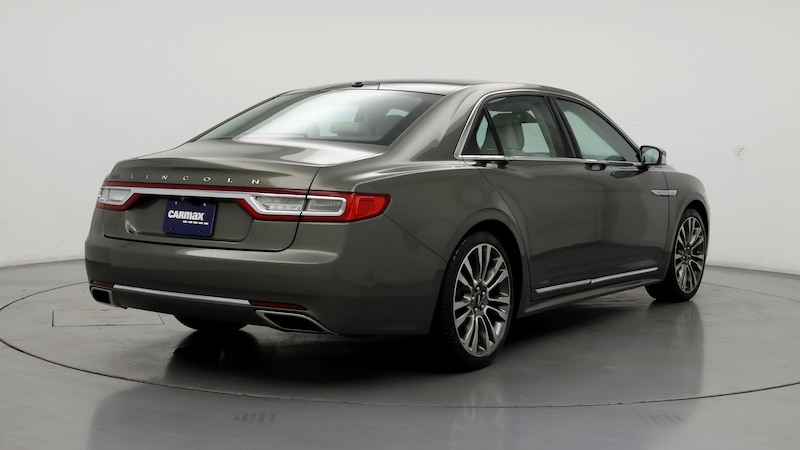 2017 Lincoln Continental Select 8