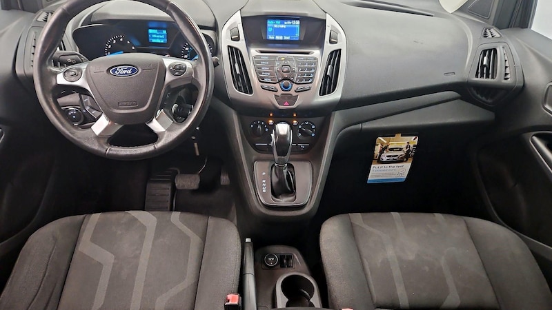 2016 Ford Transit Series Connect XLT 9