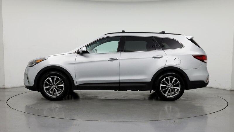 2018 Hyundai Santa Fe SE 3