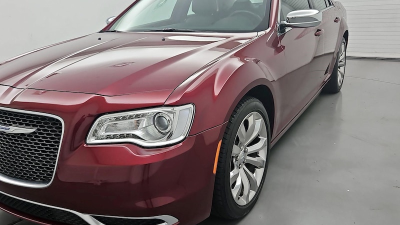 2019 Chrysler 300 Touring Hero Image