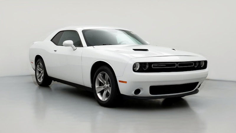 2019 Dodge Challenger SXT Hero Image