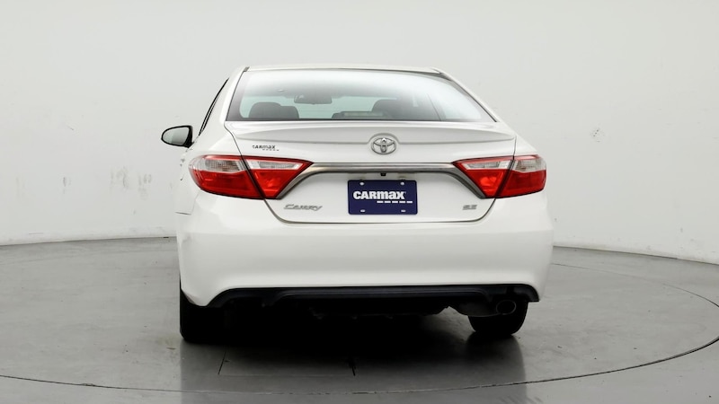 2017 Toyota Camry SE 6