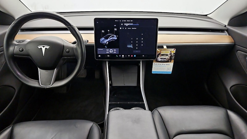 2019 Tesla Model 3 Long Range 9