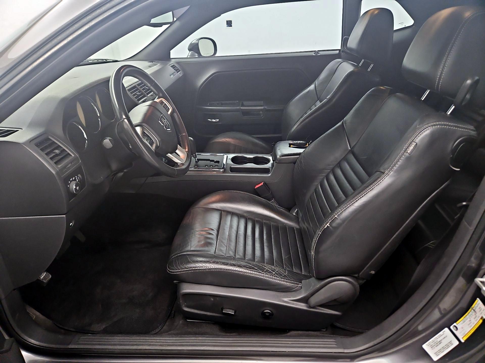 Thumbnail: 2014 Dodge Challenger - 11