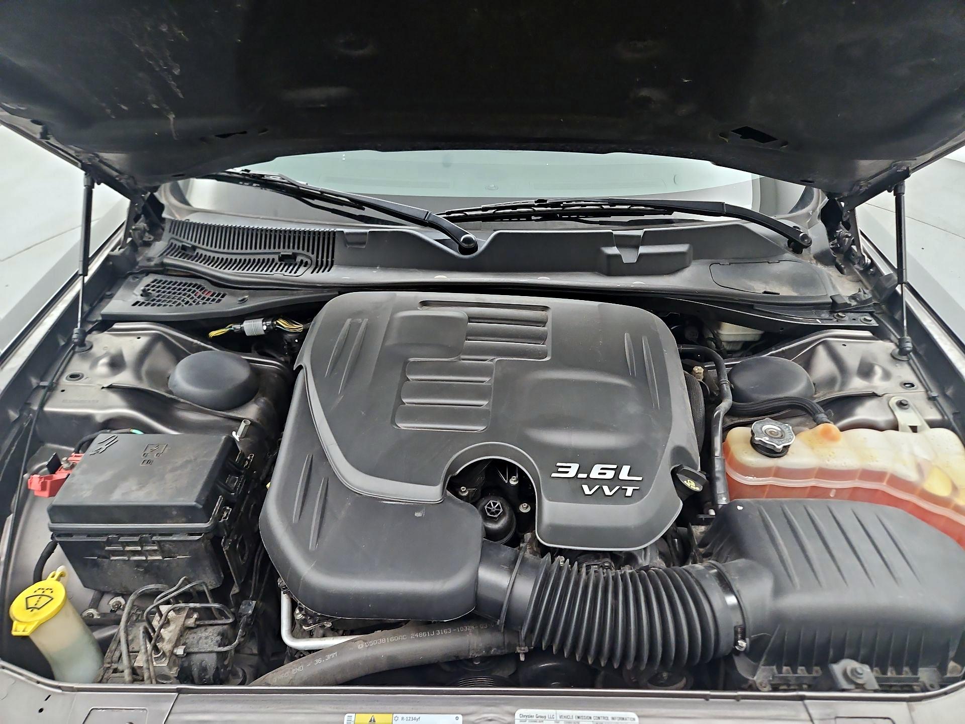 Thumbnail: 2014 Dodge Challenger - 17